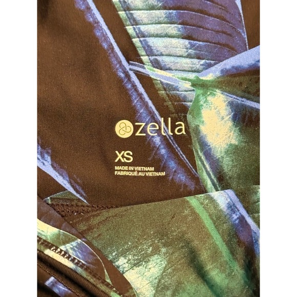 Wore Once! Zella XS Biker Compression Shorts - Picture 2 of 6